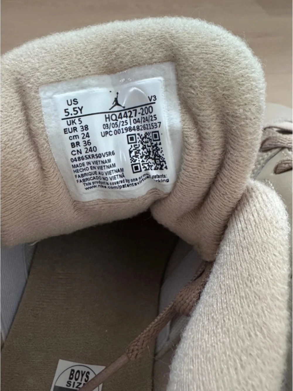Jordan dessert camo